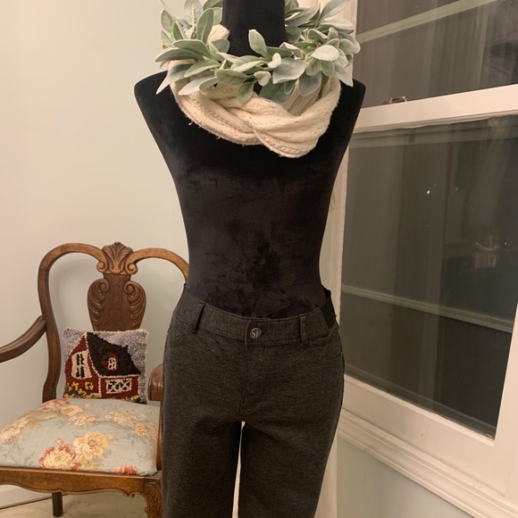 Simply Vera Wang stretch leggings with zipper - Picture 3 of 12